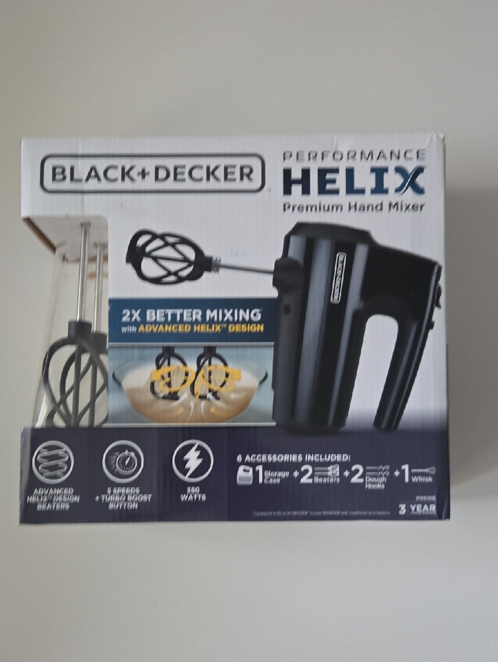 Black & Decker Performance Helix Premium Hand Mixer - Black & White Accents